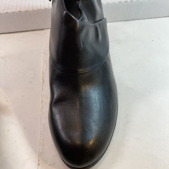 Dockers Zippered Faux Leather Block Heel Ankle Boots 11M - Picture 10 of 13